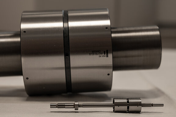 Rollengewindetrieb / Roller Screw